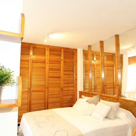 Viviendavelarde Apartment Malaga Bagian luar foto